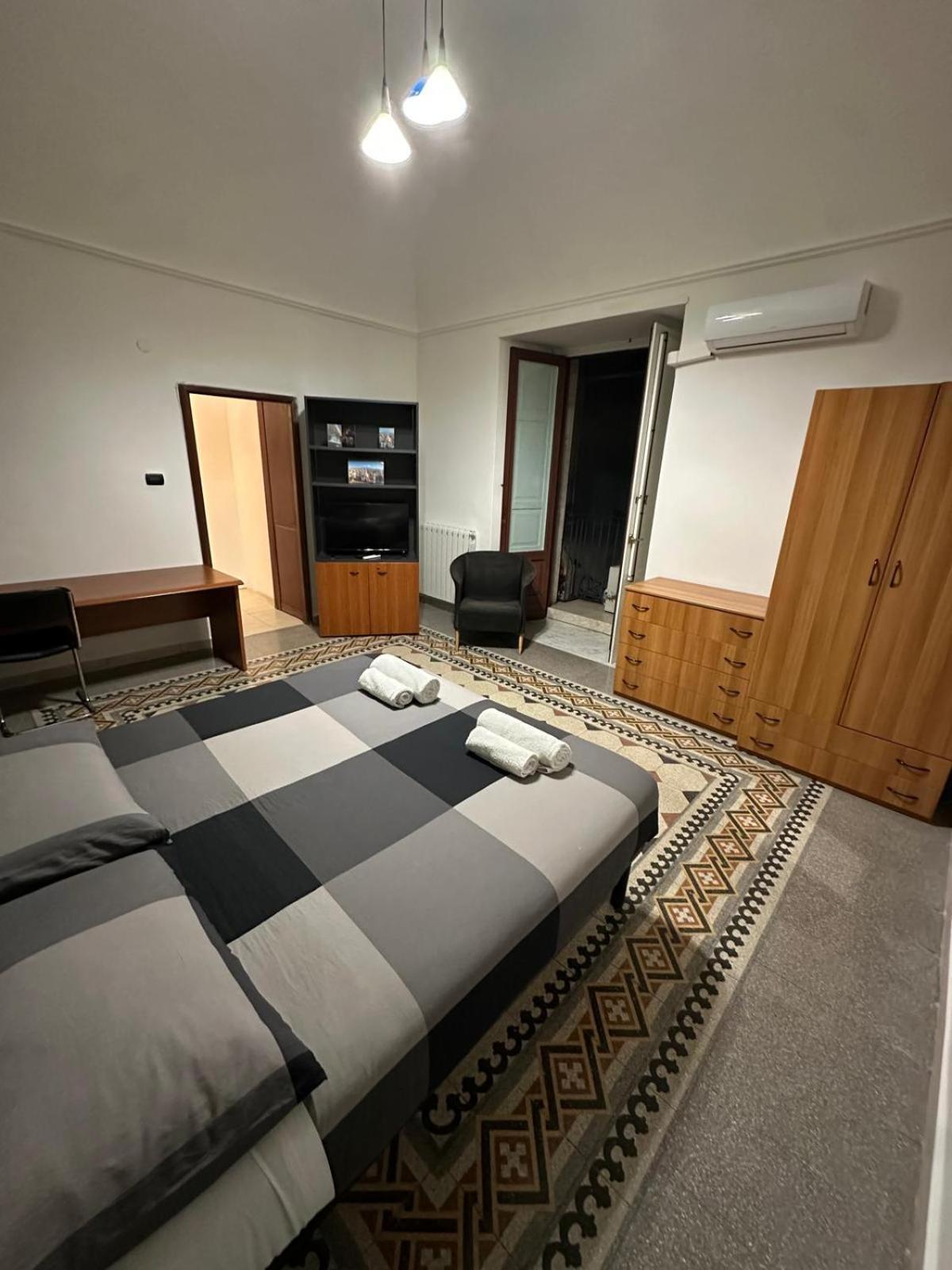 ホテル Agata House カターニア エクステリア 写真
